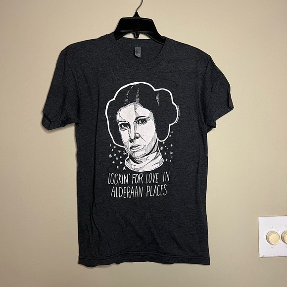 Star Wars Tops - Star Wars Leia graphic tee